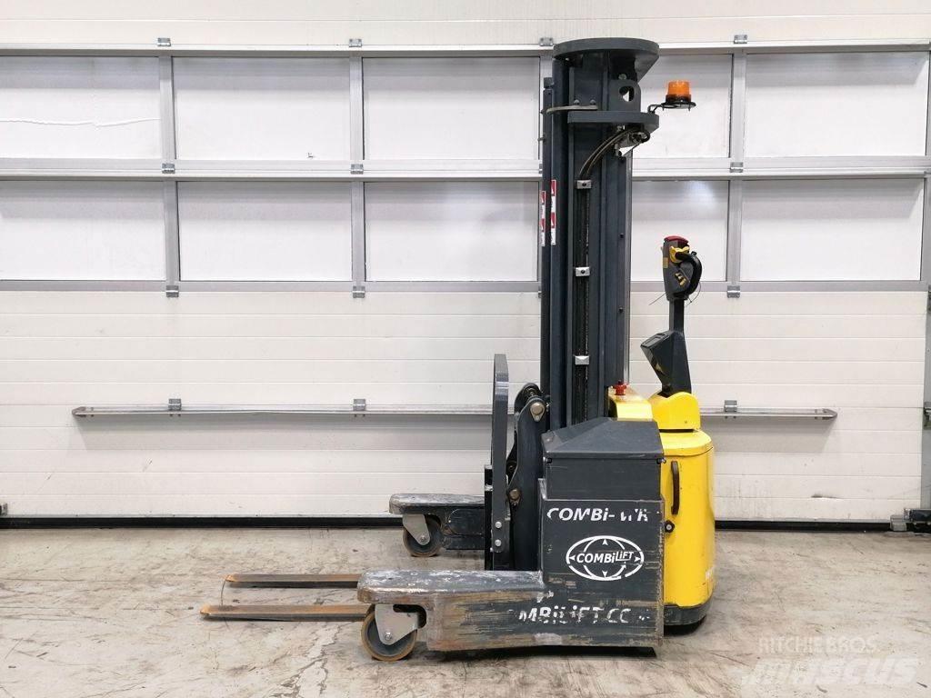 Combilift WR4 Sideloaders