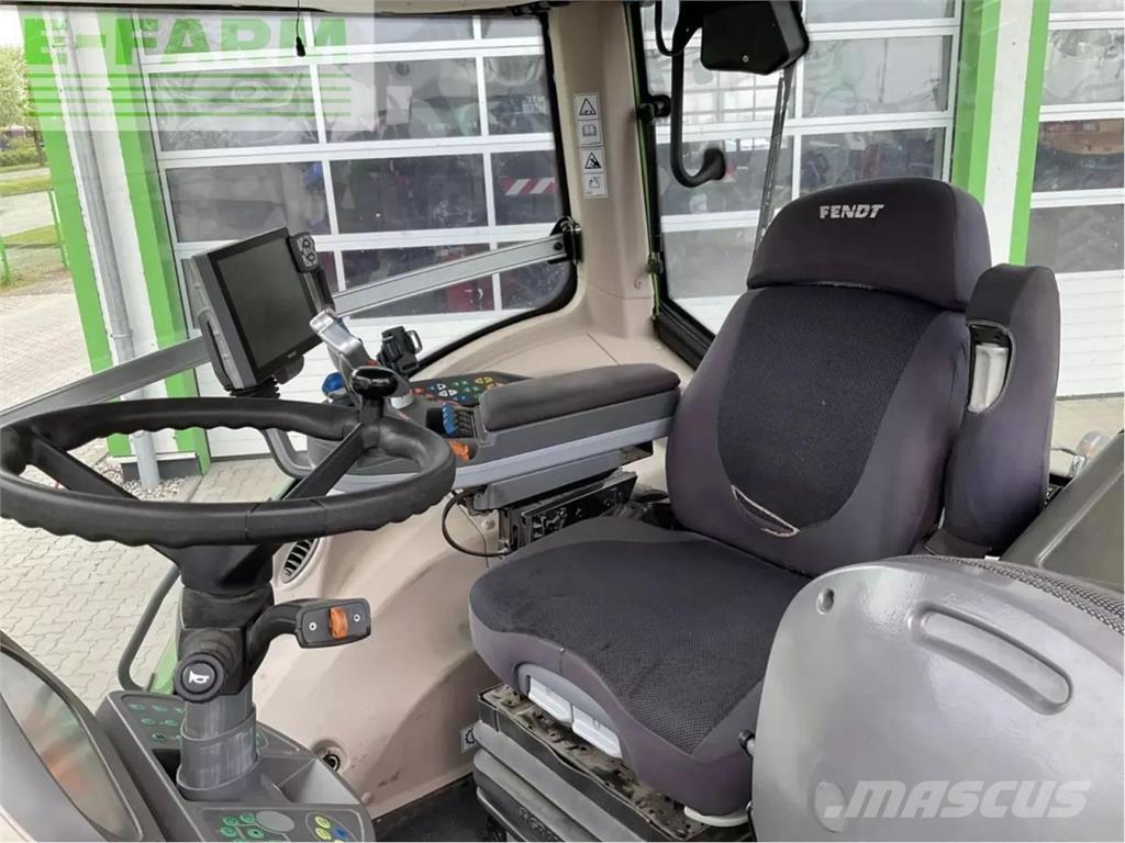 Fendt 826 vario s4 Tractors
