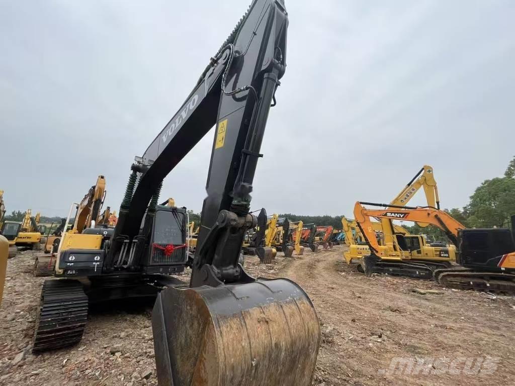 Volvo EC 210 Crawler excavators