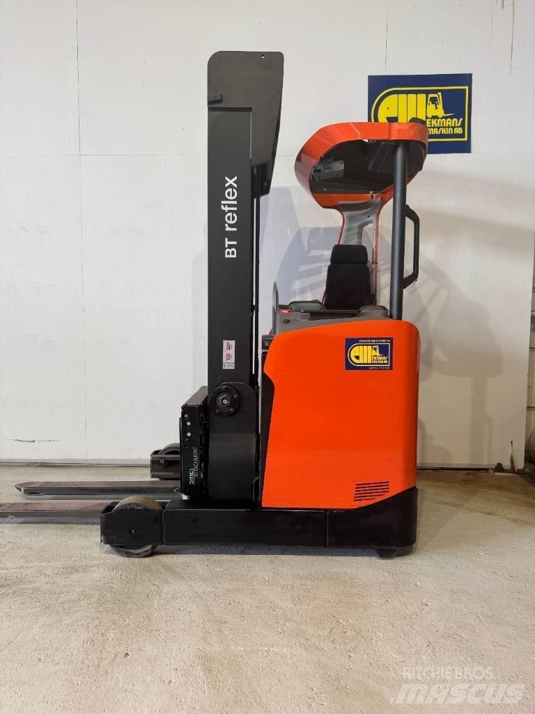 BT RRE140H Reach trucks