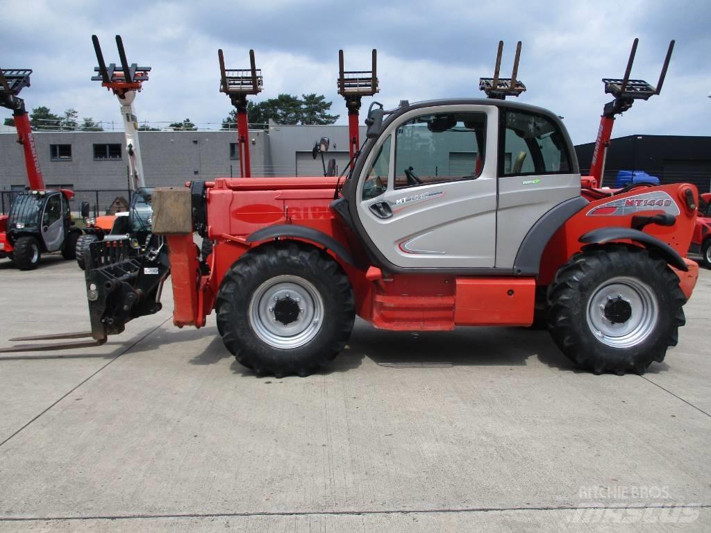 Manitou MT 1440 (124) Telescopic handlers