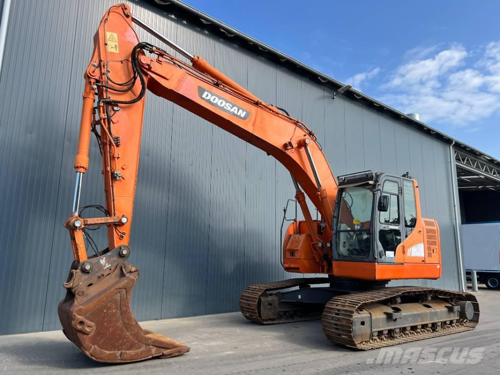Doosan DX235LCR Crawler excavators