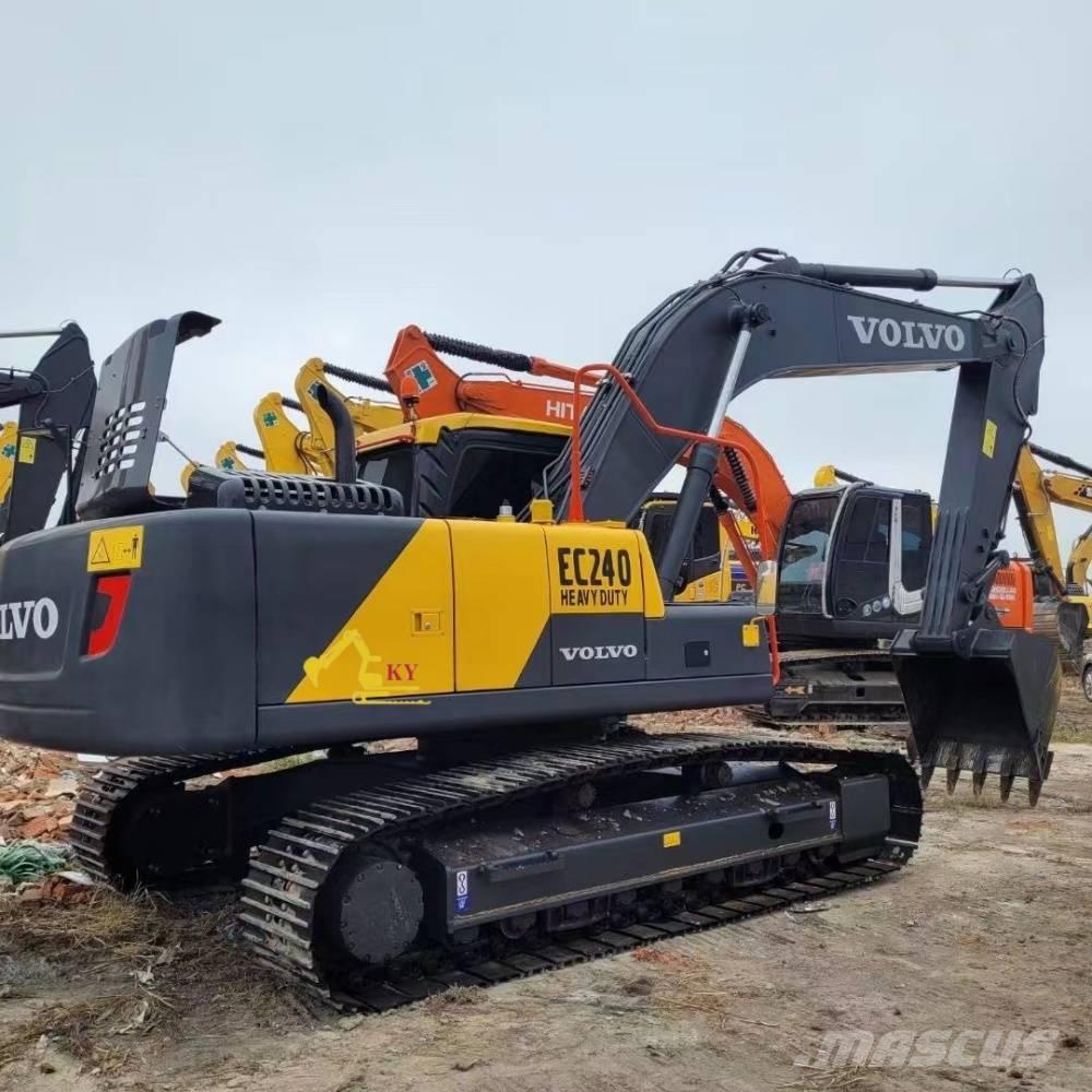 Volvo 240 Crawler excavators