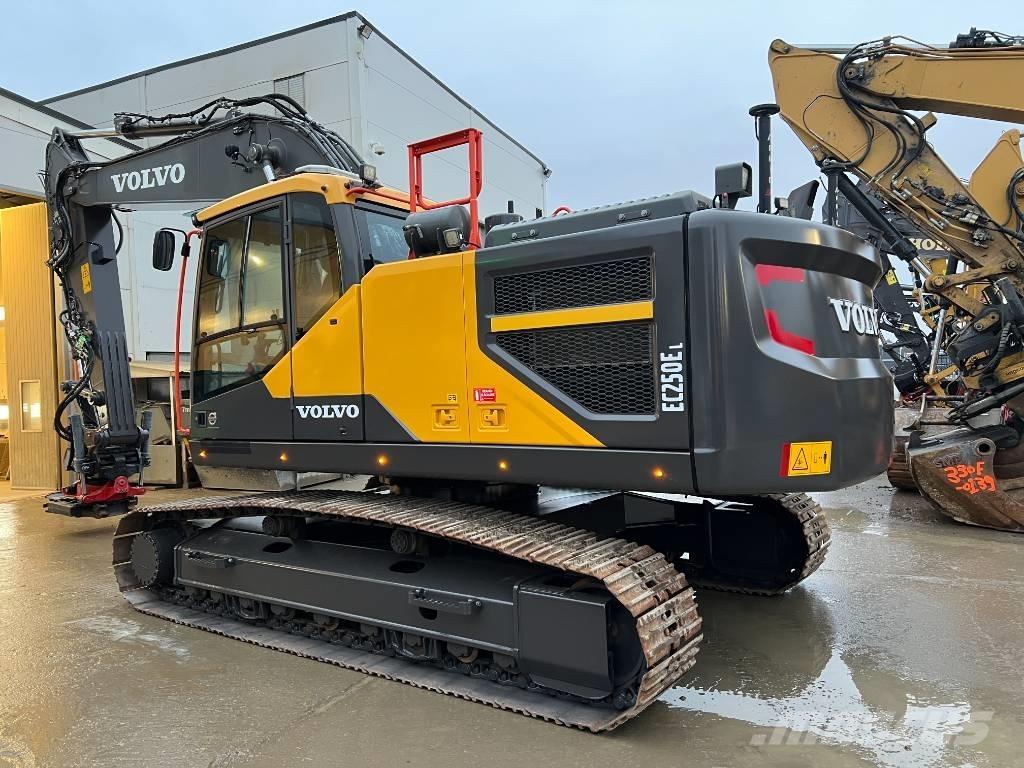 Volvo EC 250 EL Crawler excavators