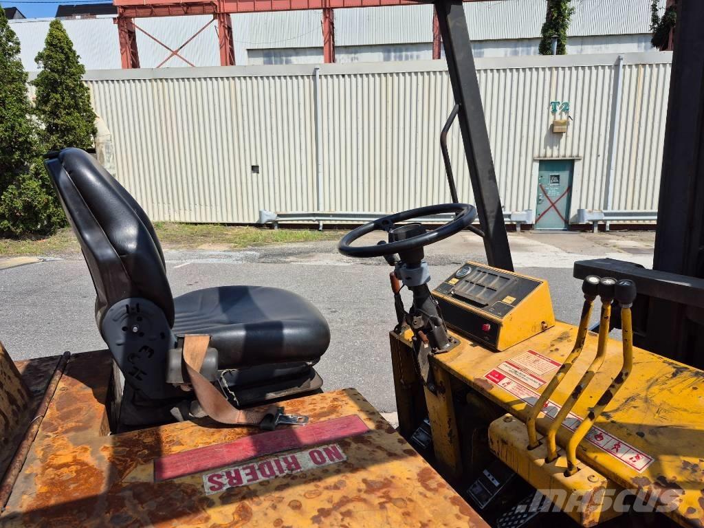 Royal T300C Forklift trucks - others