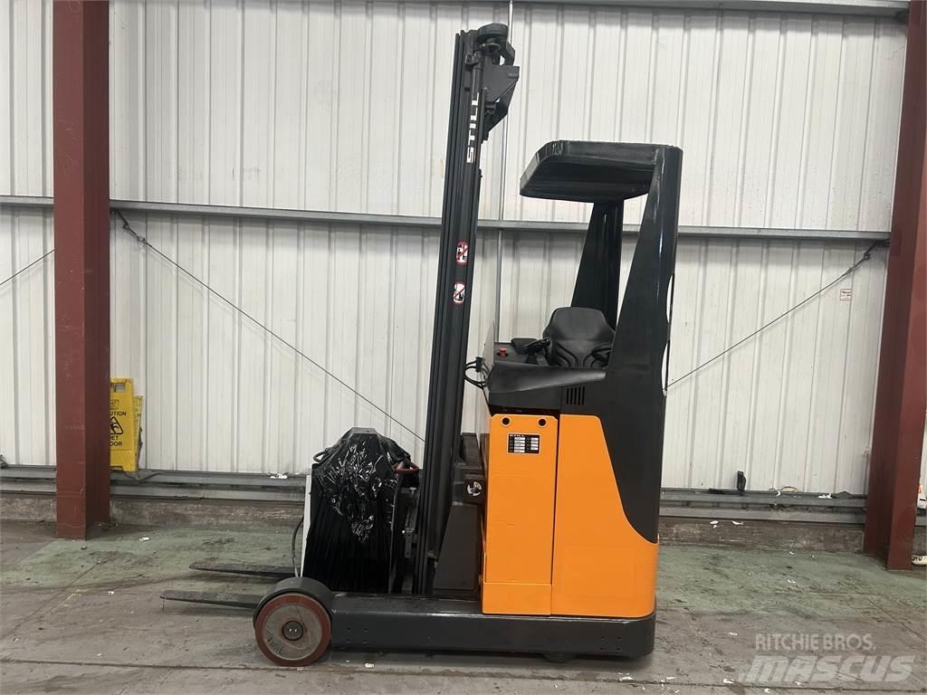 Still FM12 Reach trucks