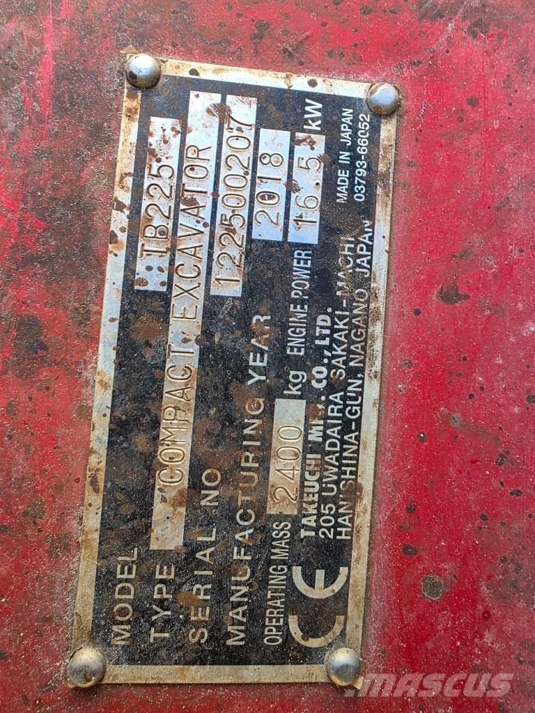 Takeuchi TB 225 Mini excavators < 7t (Mini diggers)