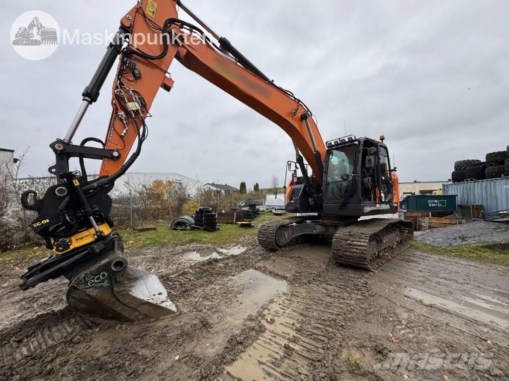 Develon DX 235 LCR Crawler excavators