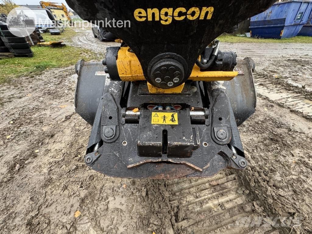 Develon DX 235 LCR Crawler excavators