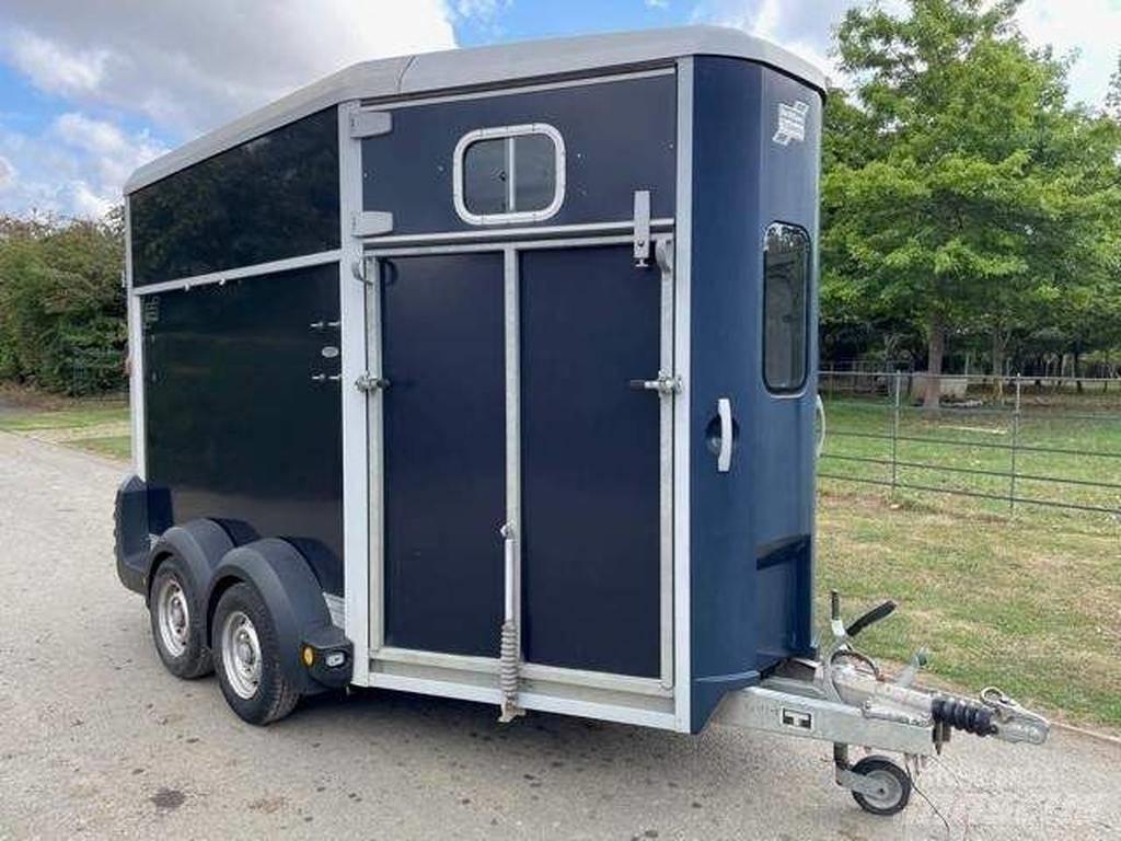 Ifor Williams HB 511 Animal transport trailers