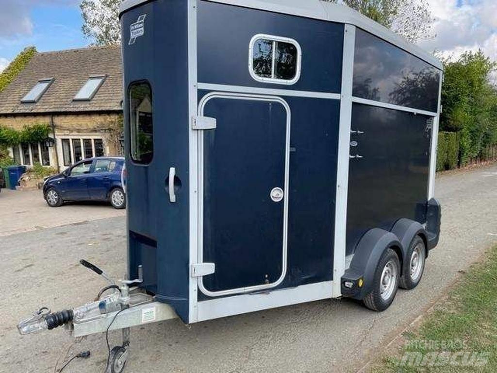Ifor Williams HB 511 Animal transport trailers