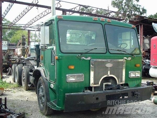 Peterbilt 320 Chassis Cab trucks