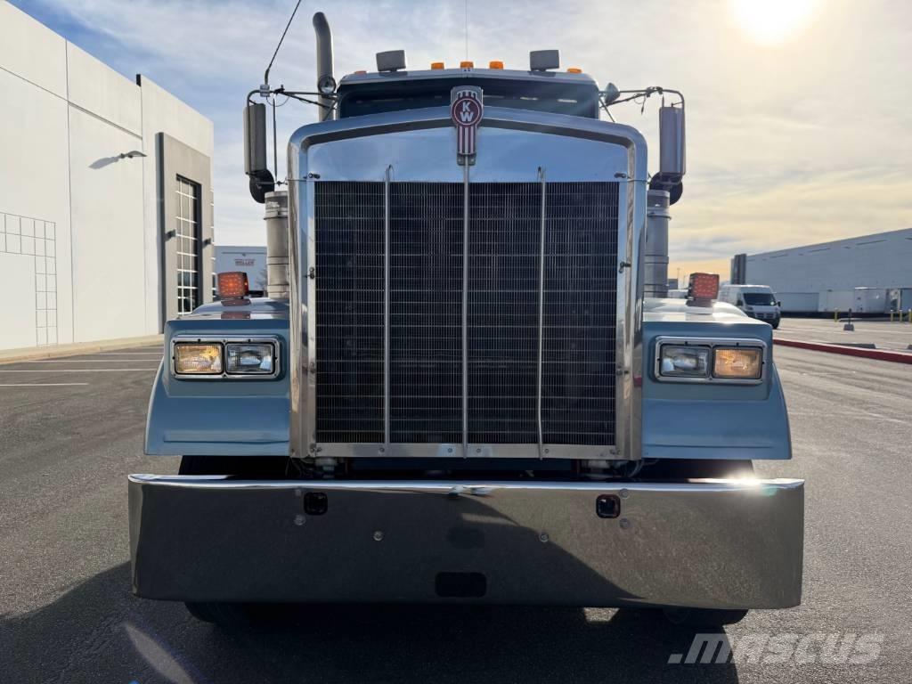 Kenworth W 900 B Tractor Units