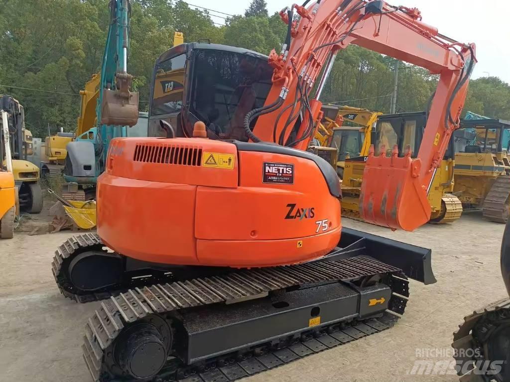 Hitachi ZX 75 Midi excavators  7t - 12t