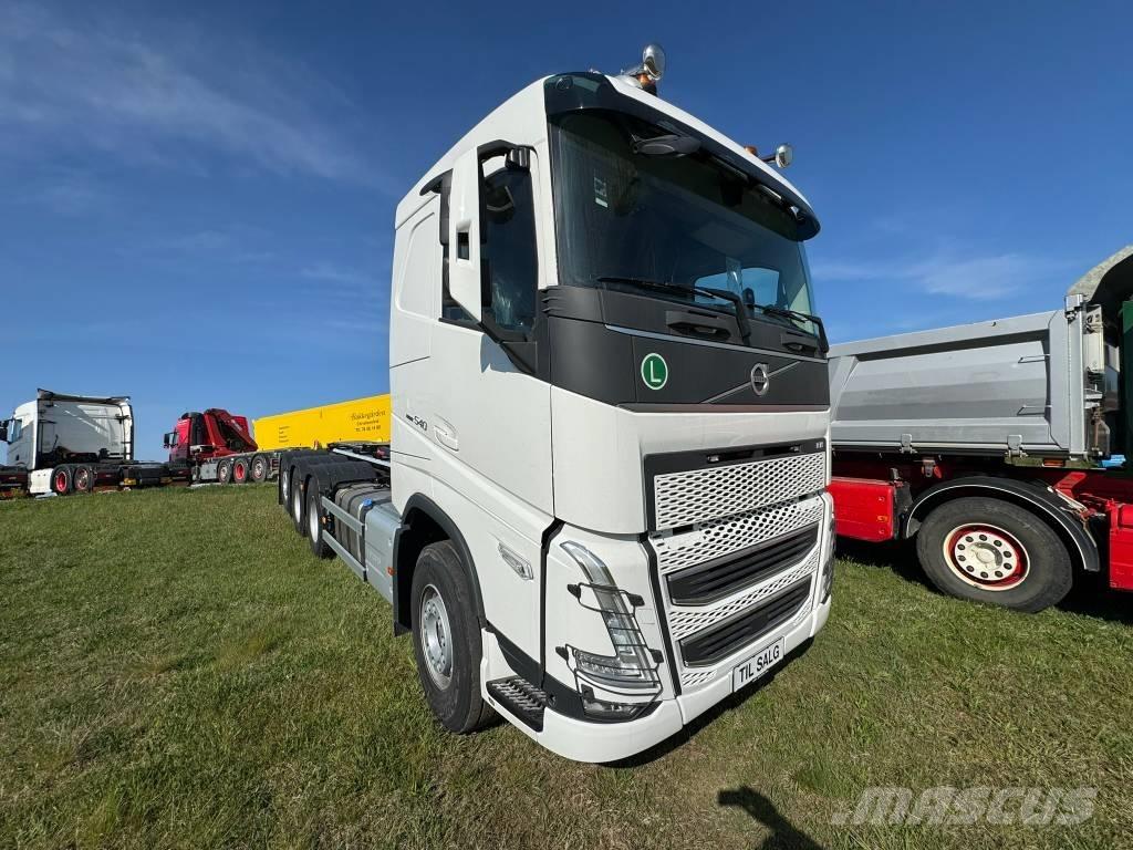 Volvo FH 540 Hook lift trucks
