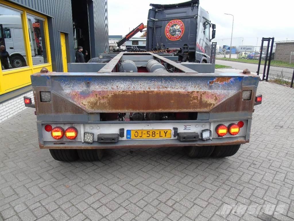  TR'AX 2 AXLE + 20FT Containerframe semi-trailers