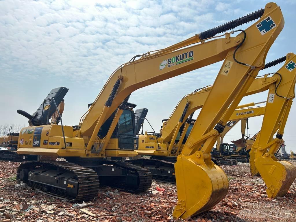 Komatsu PC 200-8 Crawler excavators