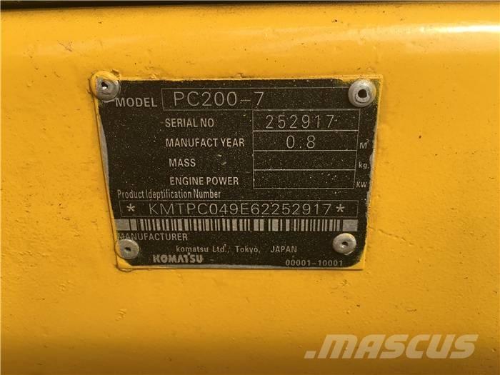 Komatsu PC 200-7 Crawler excavators