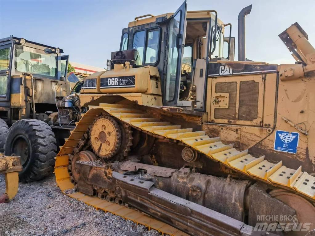 CAT D 6 R Crawler dozers