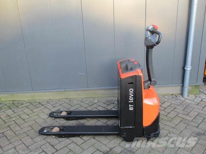 Toyota LWE 140 Low lifter