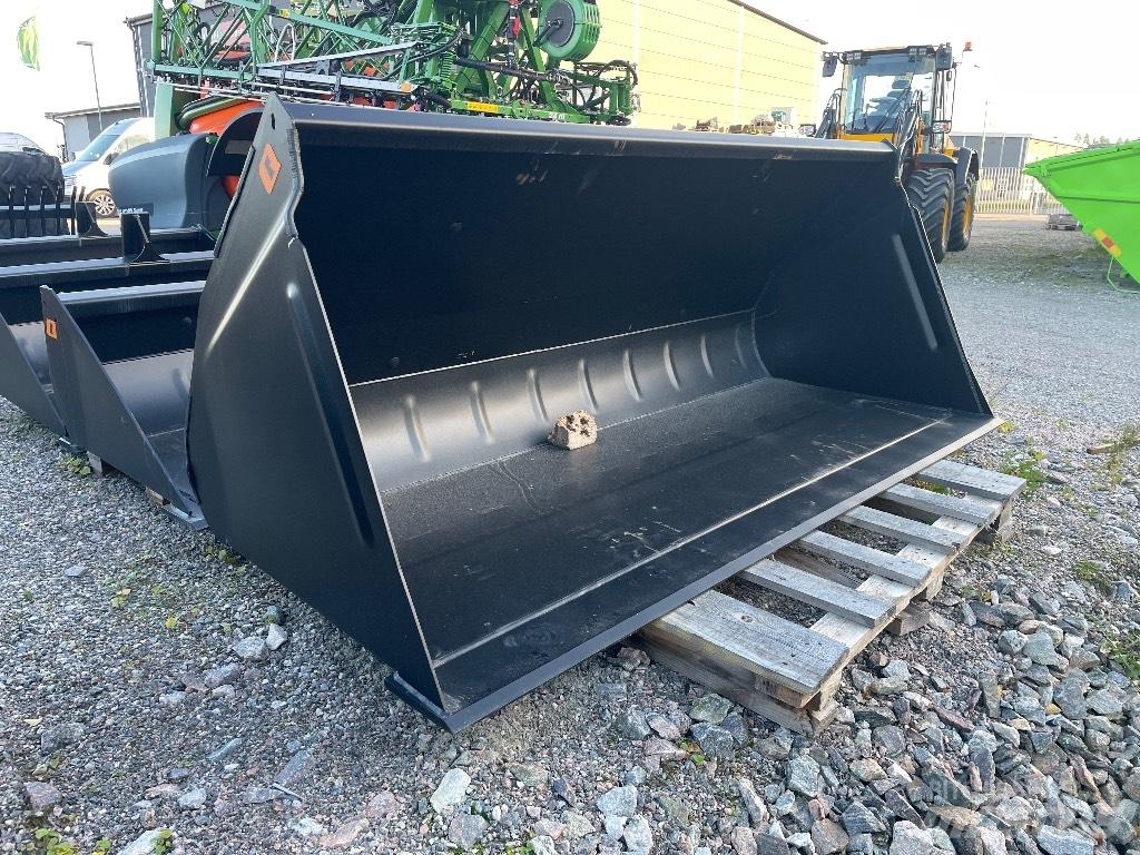 Quicke 265 VL Front loader accessories