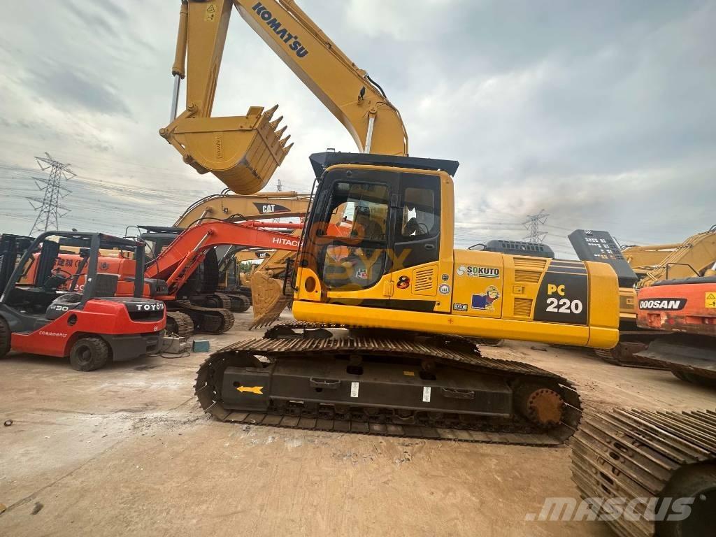Komatsu PC 220-8 Crawler excavators
