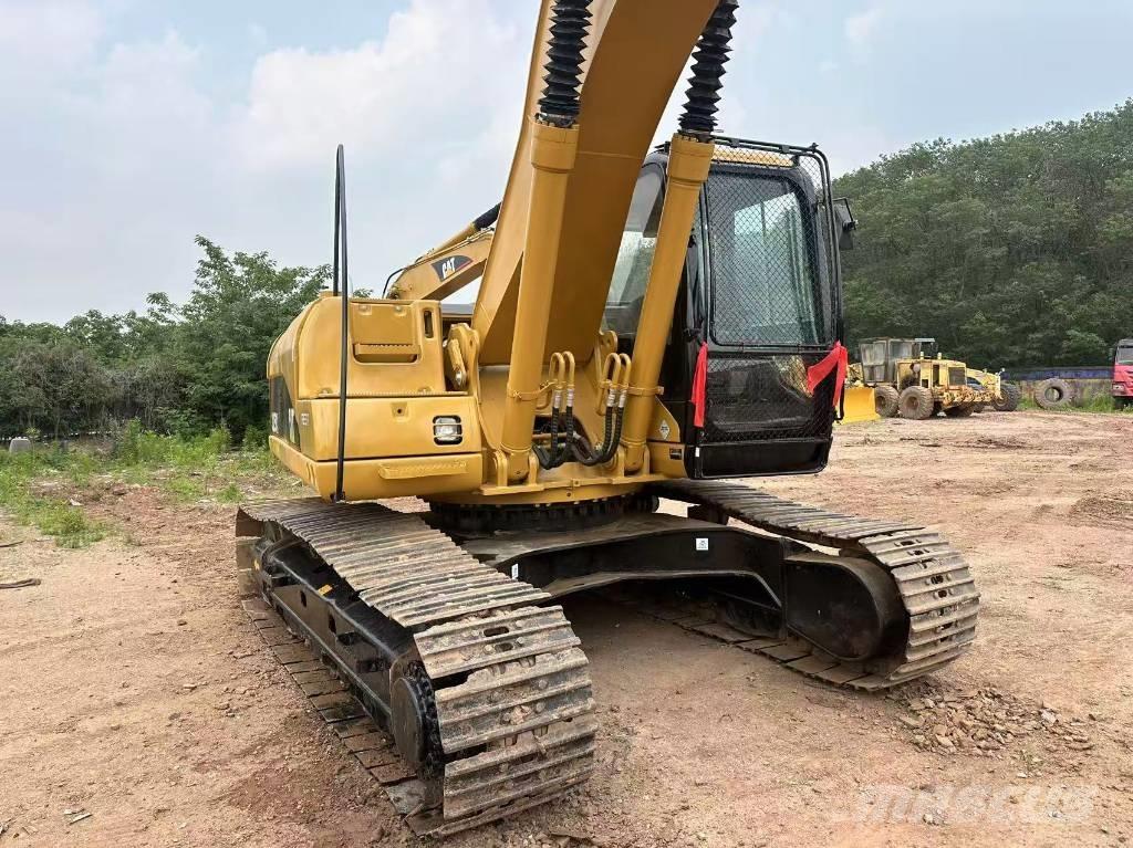 CAT 325 CL Crawler excavators