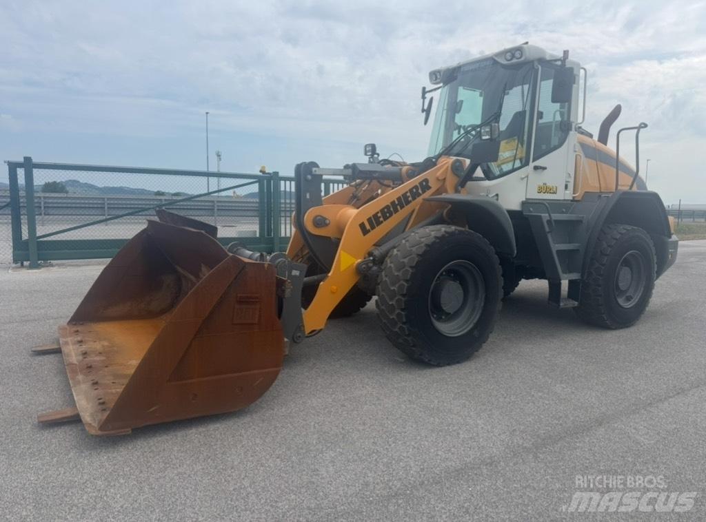 Liebherr L 526 Wheel loaders