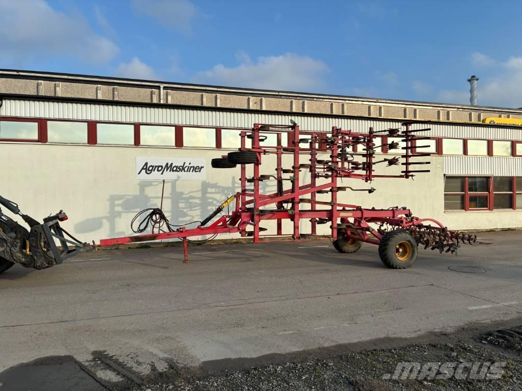 Väderstad Cultus CS Cultivators
