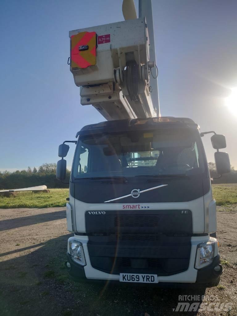 Bronto S38XDT - POA Truck & Van mounted aerial platforms