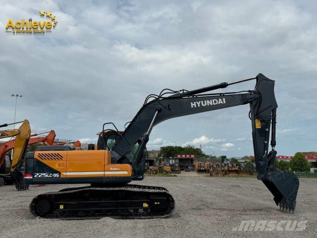Hyundai 225LC-9S Crawler excavators