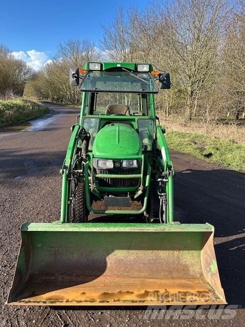 John Deere 2720 Compact tractors