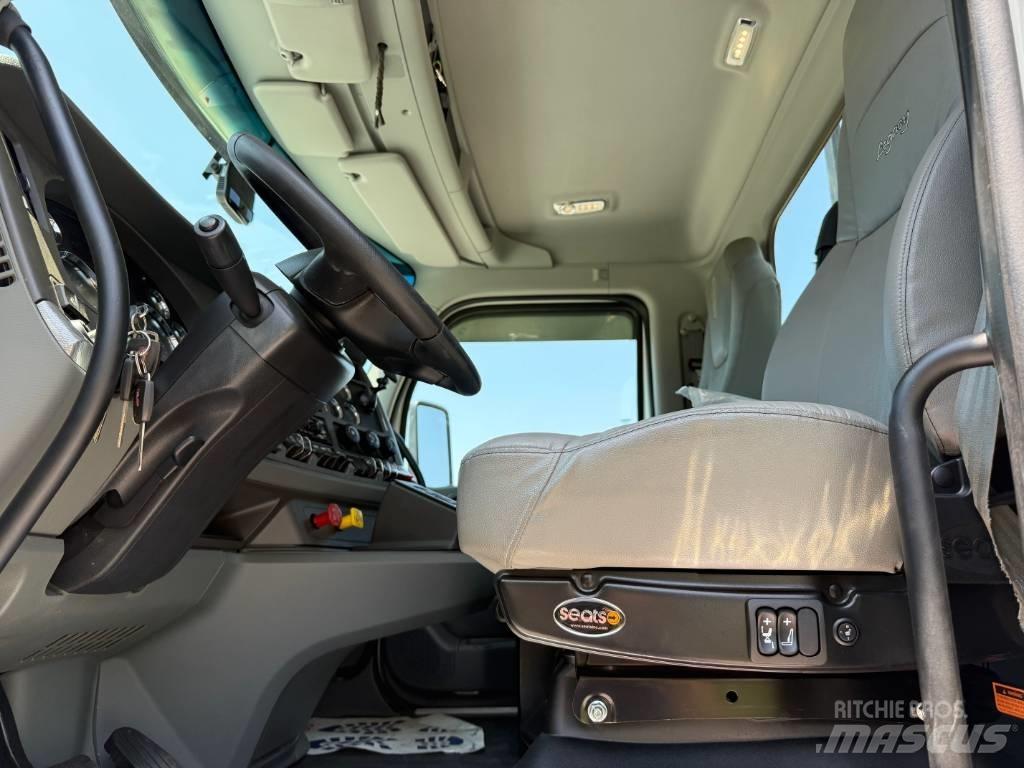 Kenworth T 880 Tractor Units