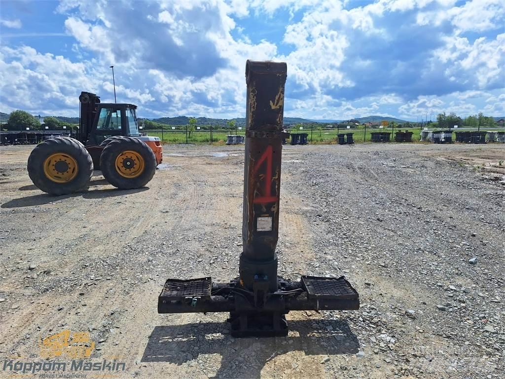 Loglift F71 Forwarder cranes