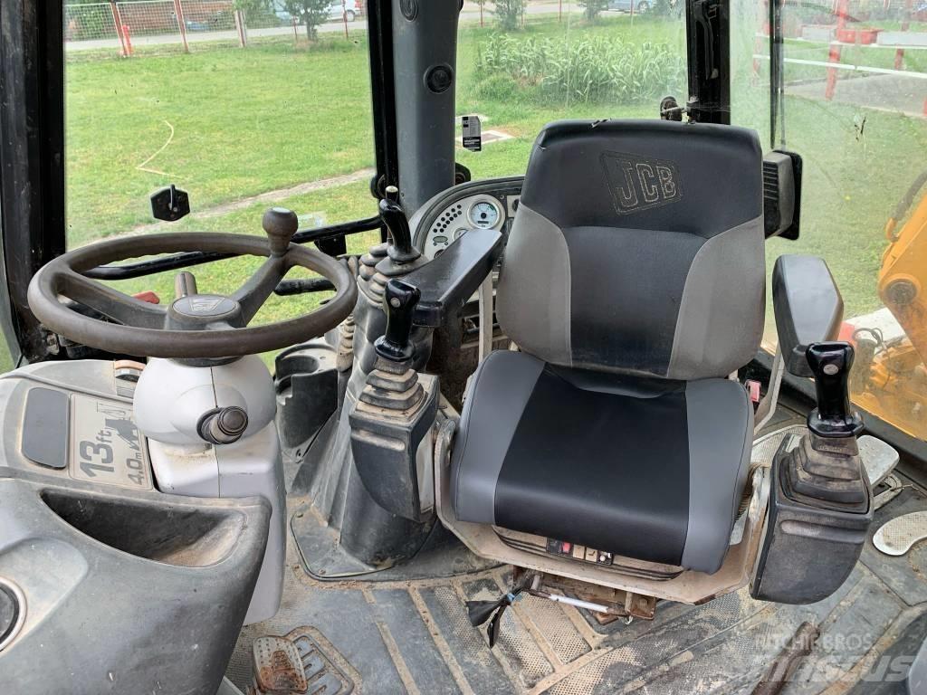 JCB 3 CX Backhoe loaders