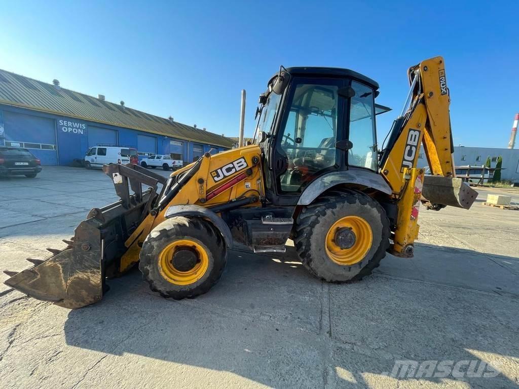 JCB 3CX Backhoe loaders