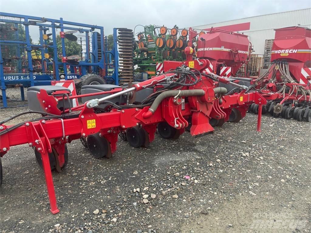 Horsch Maestro 8RC Precision sowing machines