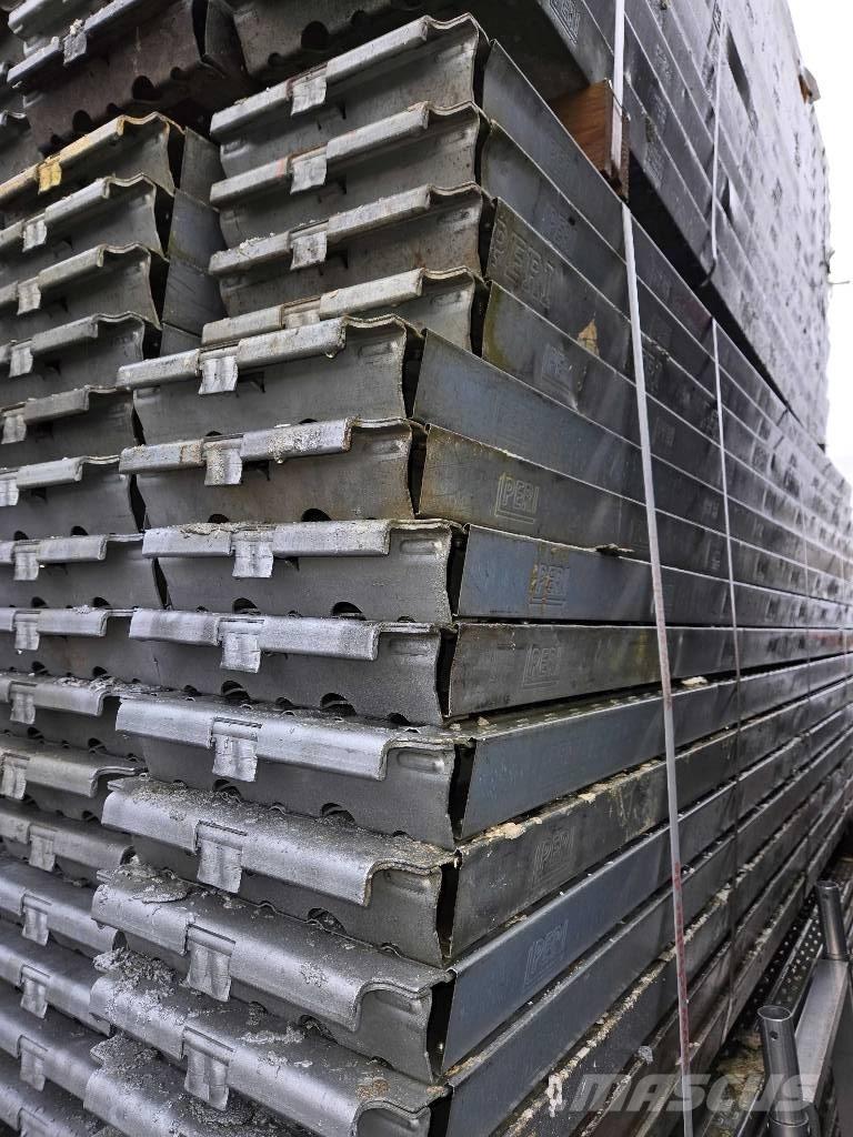 Peri UP T72 Scaffolding equipment
