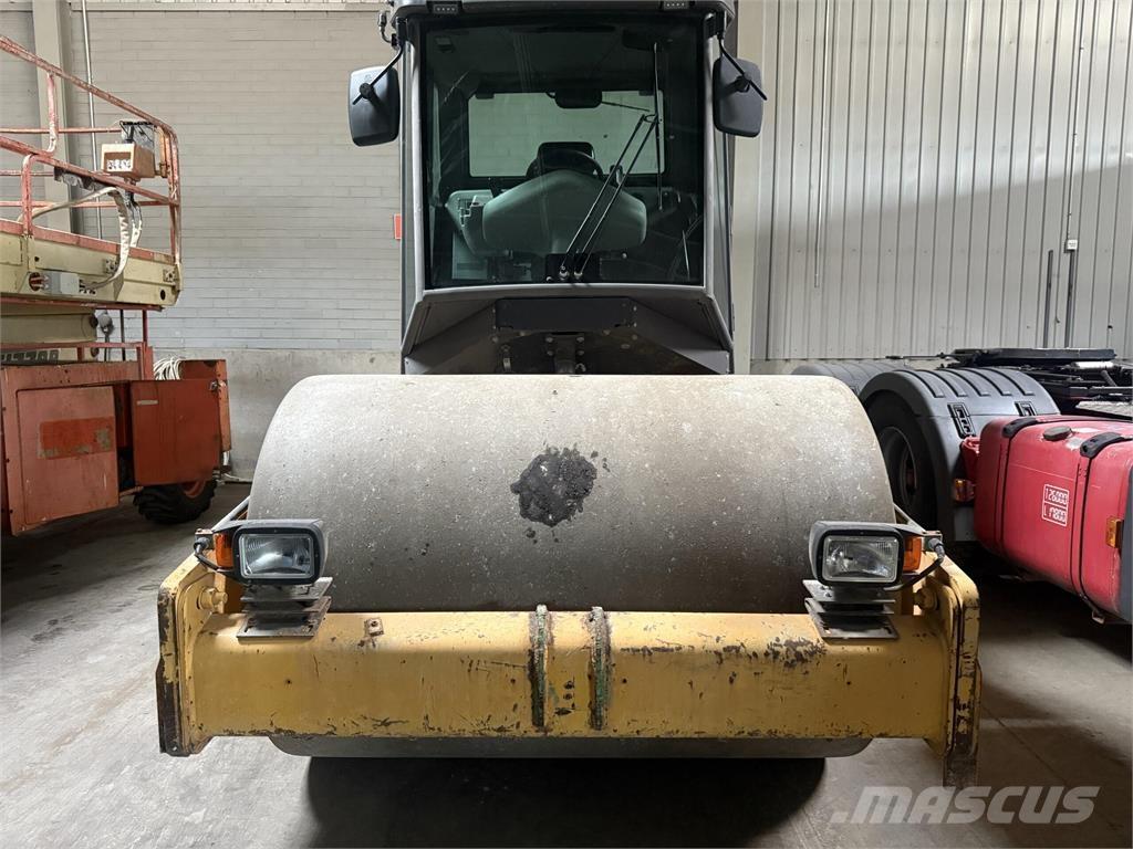 Volvo SD77 Single drum rollers