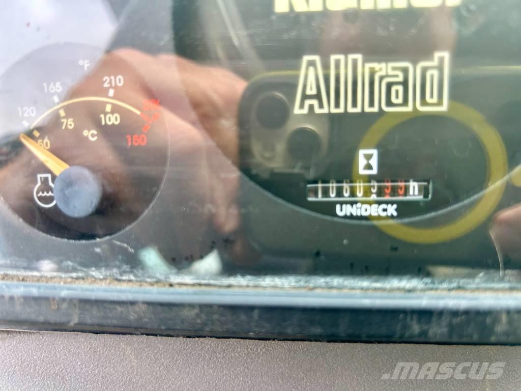 Kramer 320 Wheel loaders