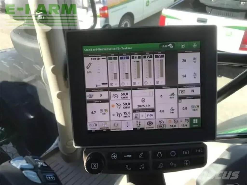 John Deere 6215r Tractors