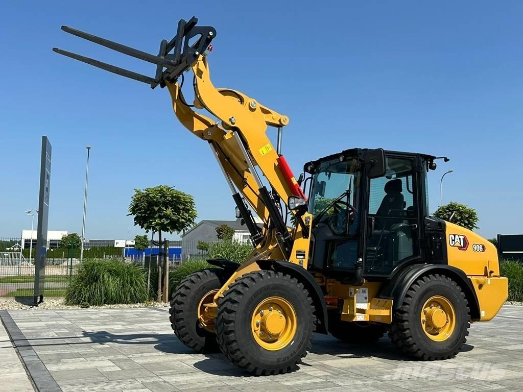 CAT 906 Wheel loaders