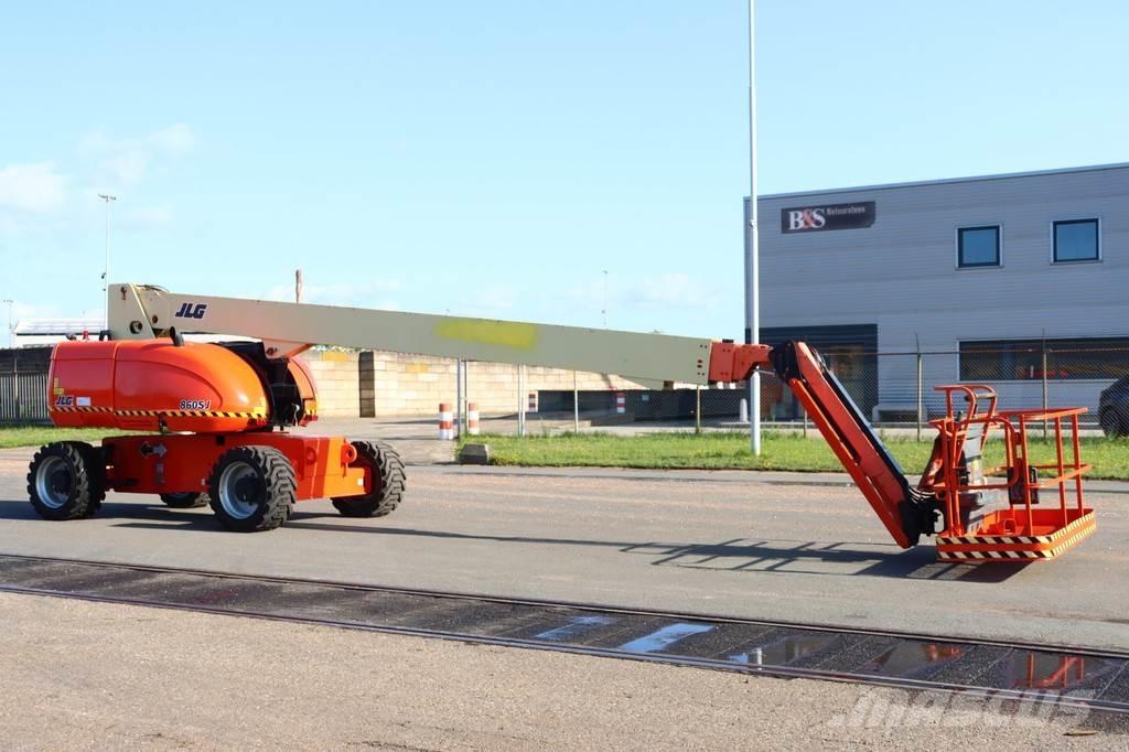 JLG 860SJ Telescopic boom lifts