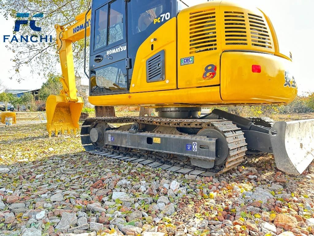Komatsu PC70-8 Crawler excavators