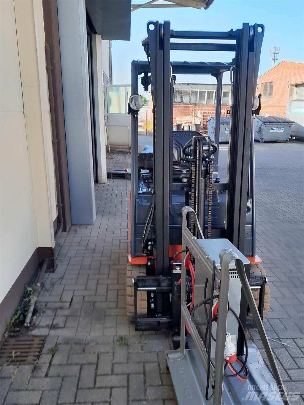 Toyota 8FBEK18T Electric forklift trucks