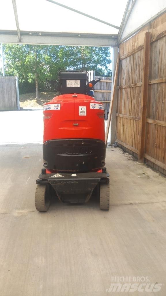 Manitou 100 VJR Vertical mast lifts