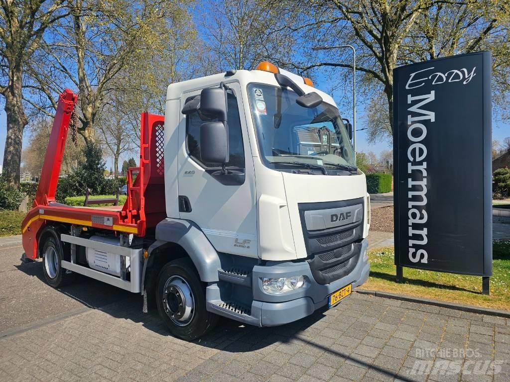 DAF LF 220 Skip loader trucks