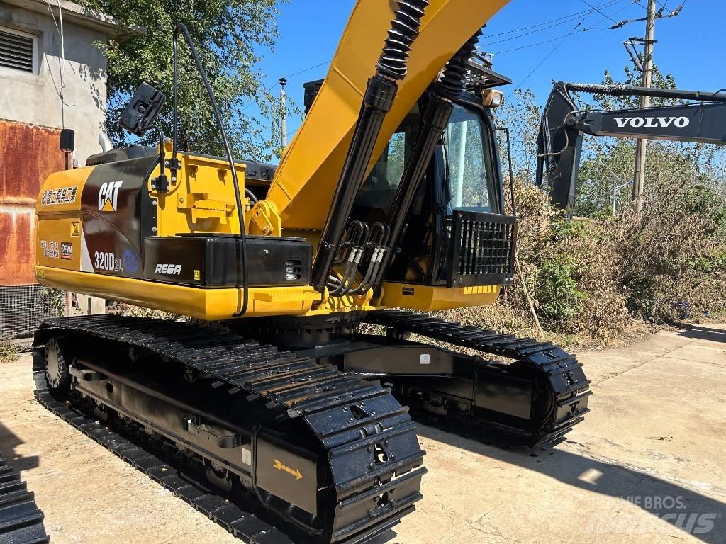 CAT 320D2L Crawler excavators