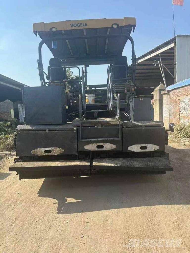 Vögele 1880-2l Asphalt pavers