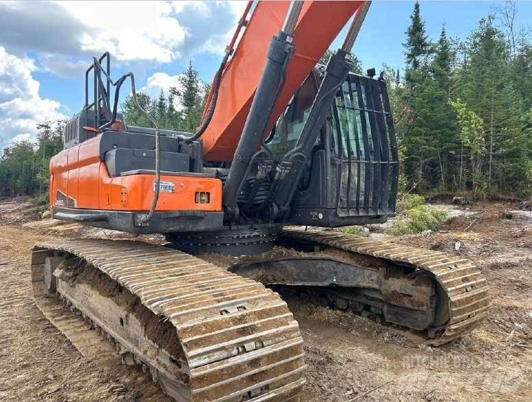 Doosan DX 350 LC Crawler excavators